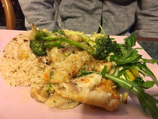 Le Petit Tarte Cafe & Patisserie